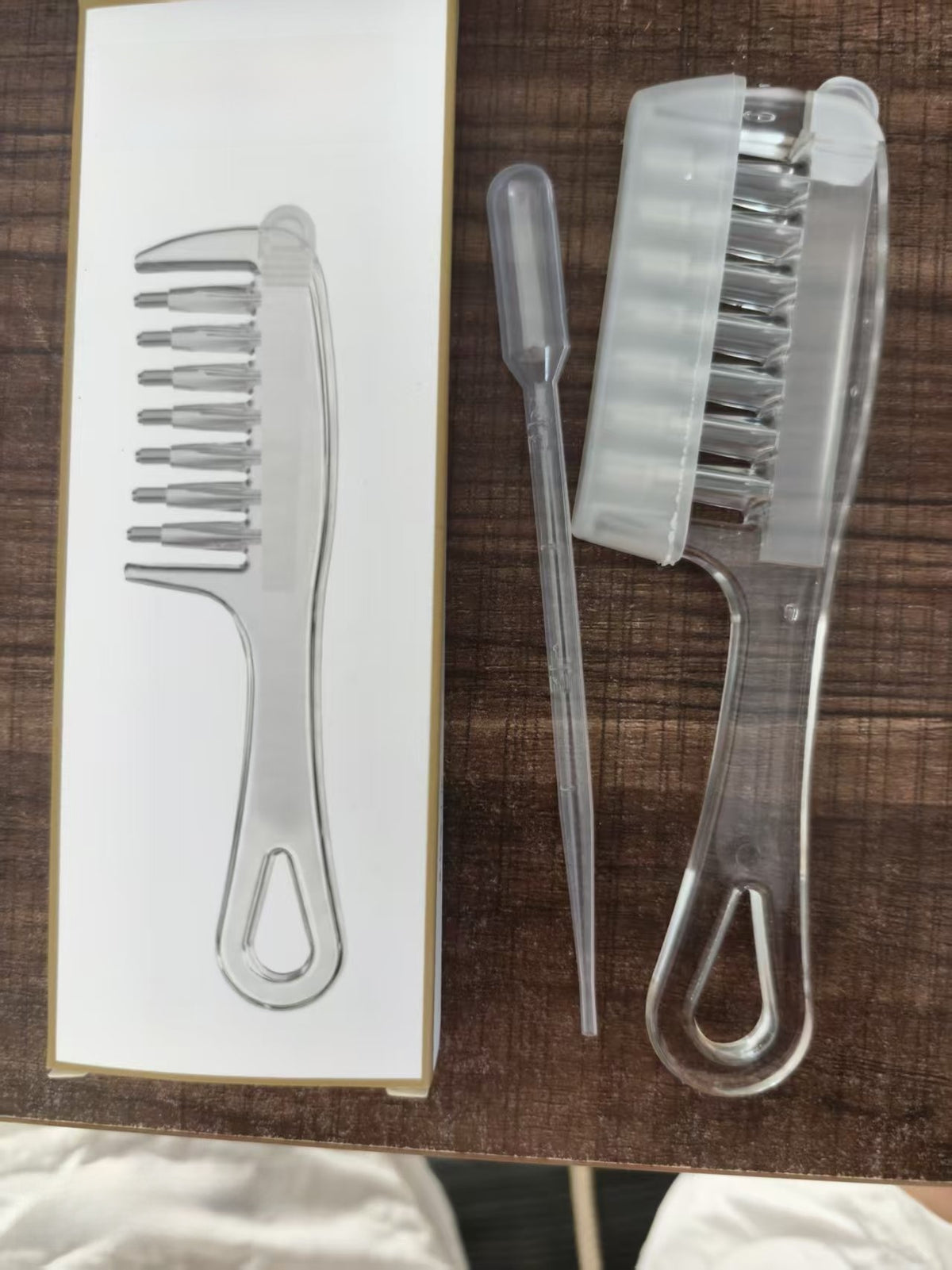 Liquid Dispensing Scalp Massage Comb