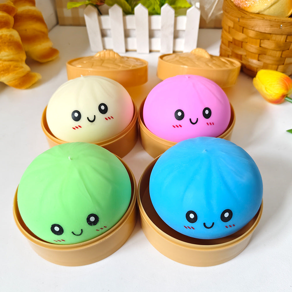 Squishy chifluță cu coșuleț de bambus