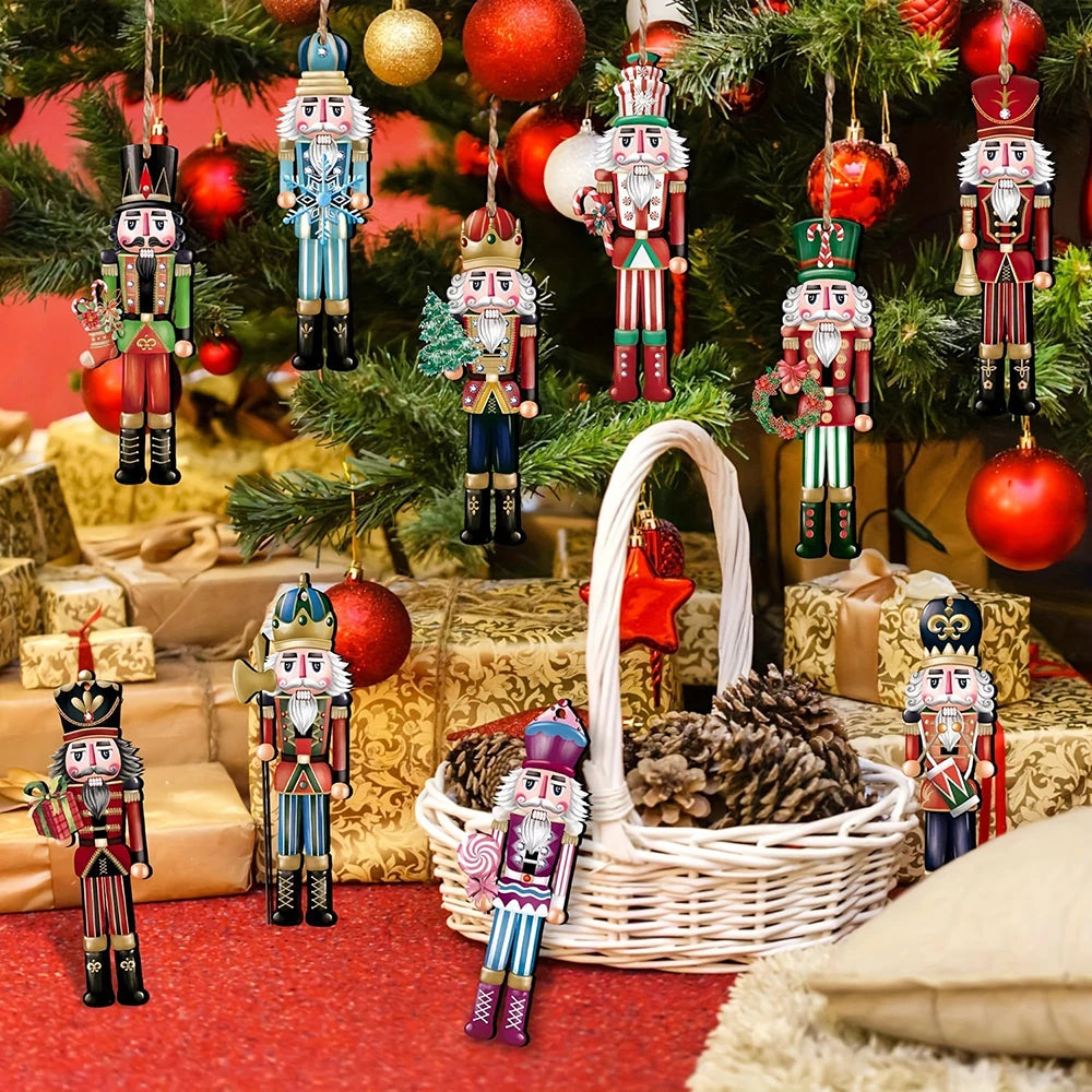 Set de 12 ornamente spărgători de nuci din lemn