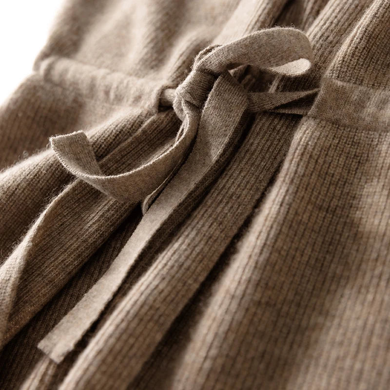 Women's Merino Wool V-Neck Knit Vest - product image 4