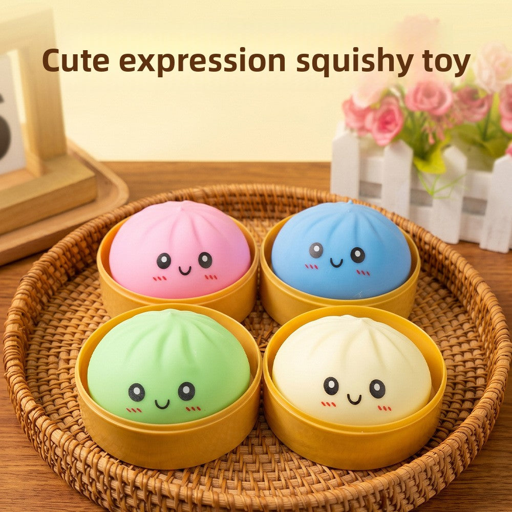 Squishy chifluță cu coșuleț de bambus